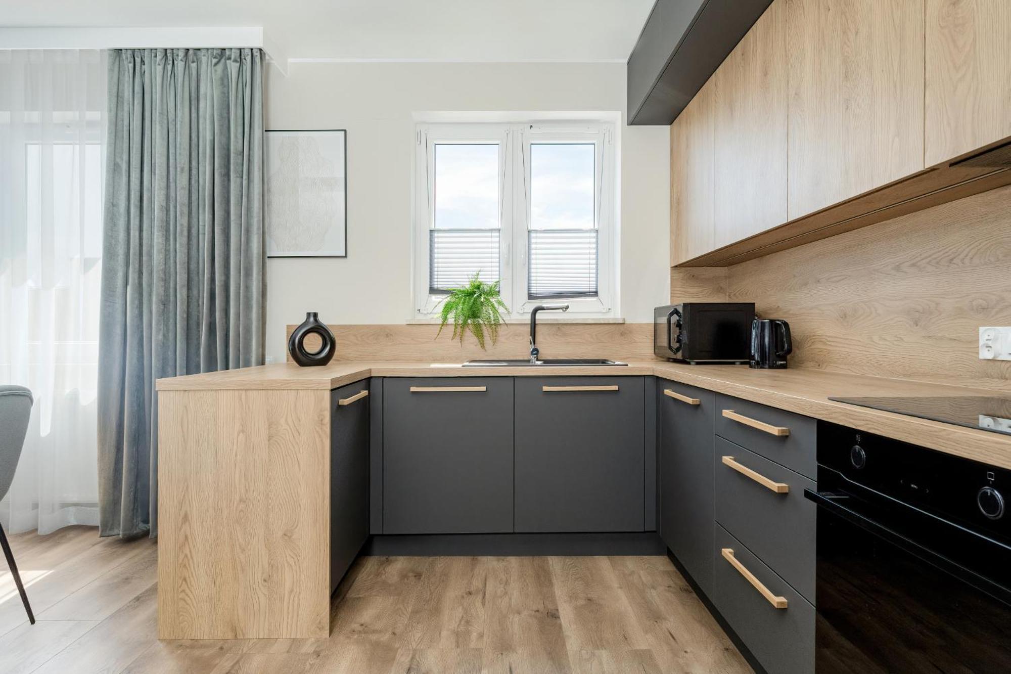 Piekny Apartament Wichrowa - 2 Sypialnie Free Garage Wroclaw By Noclegi Renters Екстериор снимка