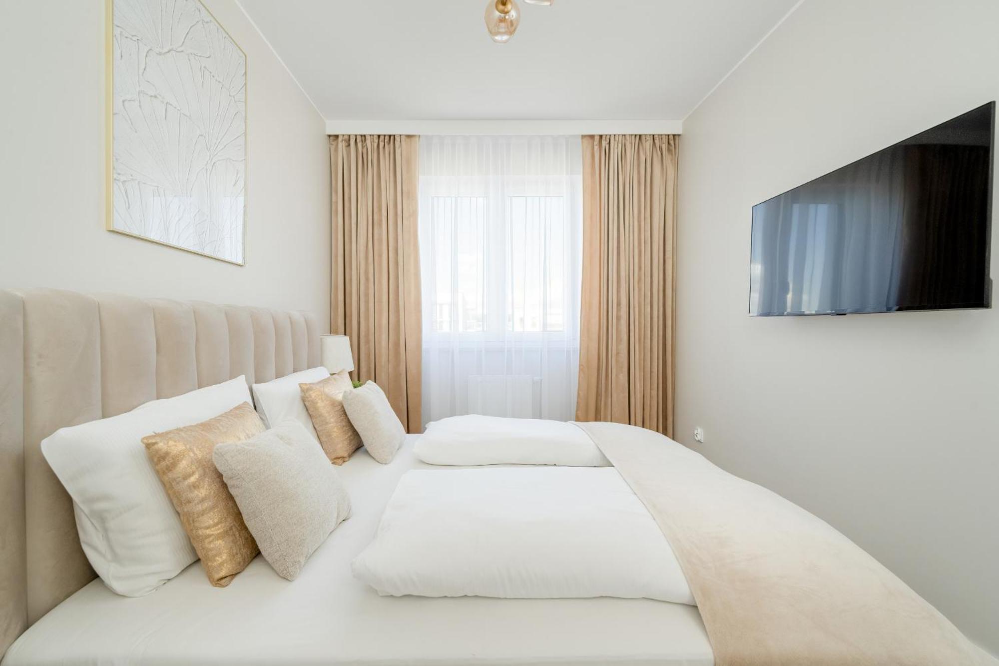 Piekny Apartament Wichrowa - 2 Sypialnie Free Garage Wroclaw By Noclegi Renters Екстериор снимка